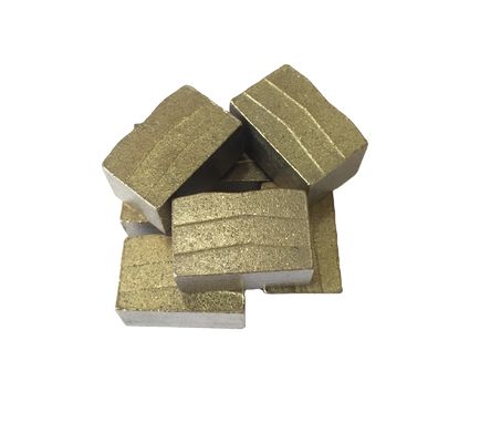 Coupeur de disque à lame de scie diamantée pour le segment de grès de granit de basalte 24*6,6/7,4*15 mm