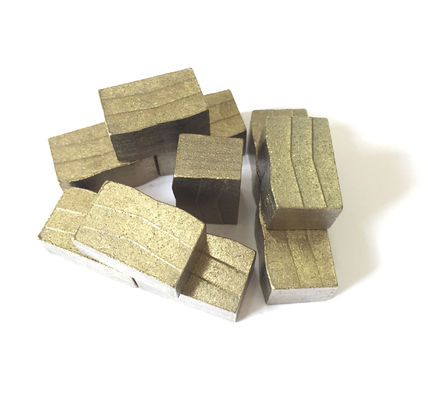 Coupeur de disque à lame de scie diamantée pour le segment de grès de granit de basalte 24*6,6/7,4*15 mm