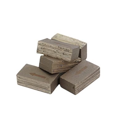Coupeuse à segments de diamants à couches multiples de type D1200MM D1600MM pour le grès de granit de marbre