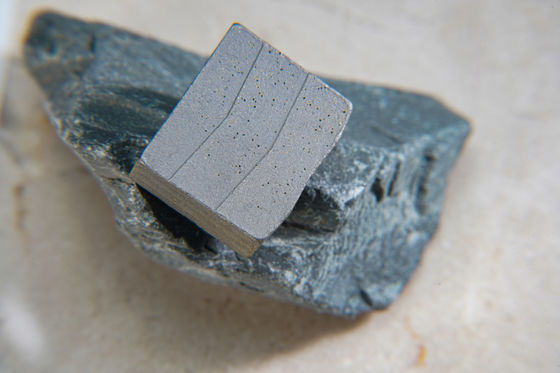 Ségment d'outils diamantés certifié ISO9001 de 300 mm à 3500 mm pour le marbre, le granit et le grès