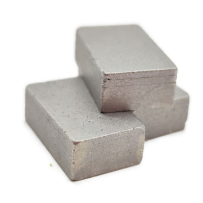 24*8,5*15mm Blade de scie à diamants pour la découpe de l'andésite Certifié TUV et forme plate