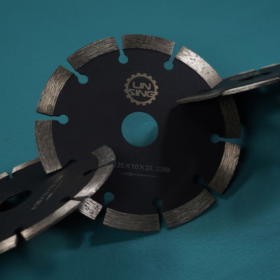 Disque de coupe de diamants de 105 mm à 230 mm pour la coupe humide du béton armé et de l'asphalte