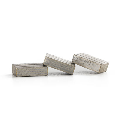 20 mm de haut Segments de coupe rapide D1600 Granite Saw Blade soudage pour la coupe de pierre de granit