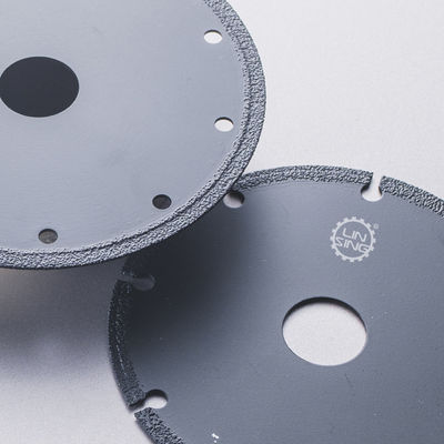 1Épaisseur du noyau d'acier de.8 mm Disque de découpe de diamant brasé sous vide pour l'aluminium de pierre métallique