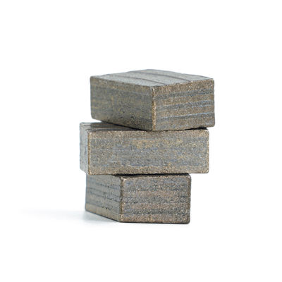 Assistance personnalisée et segment de diamants ODM pour la découpe de basalte garantie