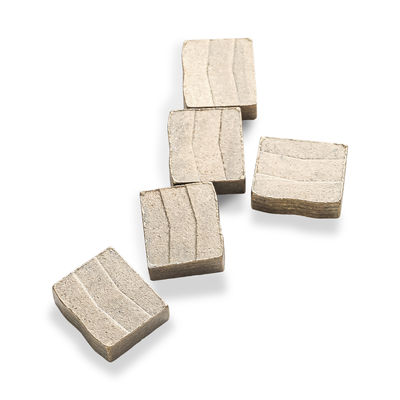 Couper le granit et le marbre Linsing outils diamant Segments de diamant 5,5 mm est votre réponse