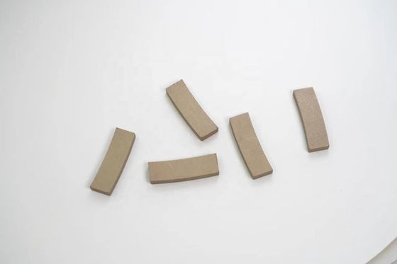 Segment diamanté personnalisé pour la machine de soudage de lame de scie