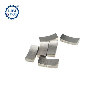 Coupe LINSING Type Ronde Matrice du noyau du béton Segment diamanté pour le noyau de la perceuse