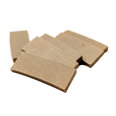 Diamante rapide exposée à une longue durée de vie 40*3,6*15 mm Segment de diamant pour couper le marbre