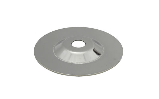 Polissage des dalles de granit, carreaux avec roues d'étalonnage de diamants, outils abrasifs ronds