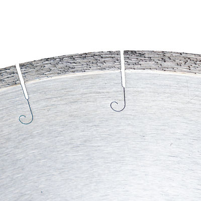 Coupe lisse et précise de lames de scie diamantées de qualité A avec support personnalisé OBM