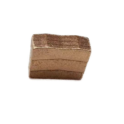Bonne netteté et longue durée de vie 24*7,2/8,0*15 mm Segments diamantés pour granit de type M