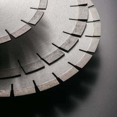 Longue durée de vie Disques de découpe de lames de scie à diamant de 14 à 16 pouces pour la porcelaine