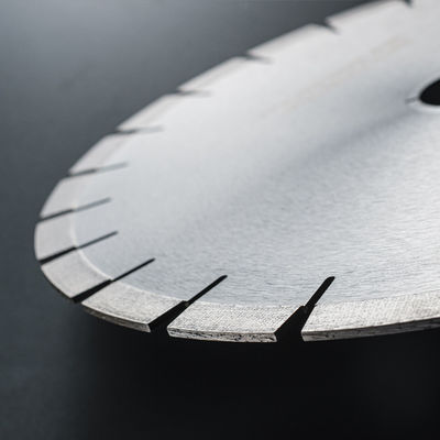 Disque de coupe segmenté au diamant de 10 mm, taille 400 mm, de 16 pouces pour les scies à pont