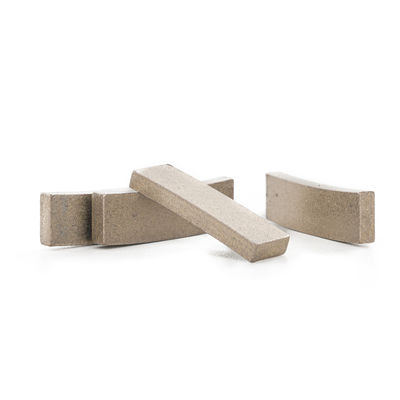 Coupe à grande vitesse de diamants pour granit 40*4,6*12 avec brasage à haute fréquence
