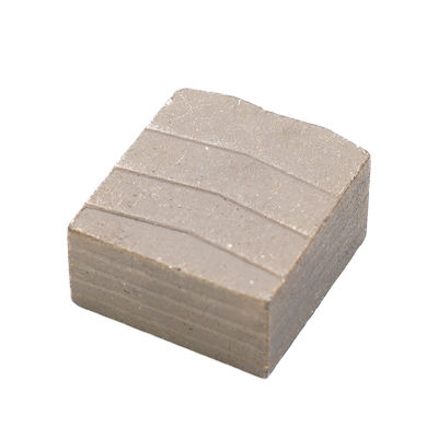 R Shape Diamond Granite Segment pour la ferraille en Thaïlande par LINSING Stone Cutting Tools