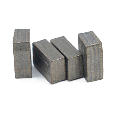 Un segment de qualité de type sandwich diamant pour la coupe de granit basalte sur le marché turc