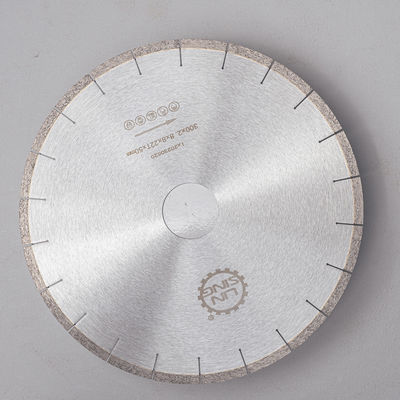 Disque circulaire de diamants pour la découpe de céramique