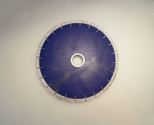 ARC forme de poudre métallique de diamant 350 mm lame pour le disque de coupe de tuile de granit de pont laser