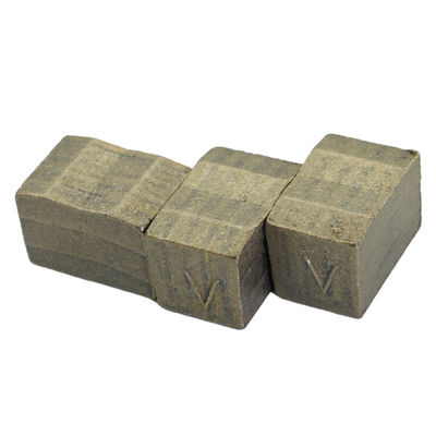 Segment diamanté à double lame brasé à haute fréquence pour la découpe du granit 22*13,1/13,9*15 mm