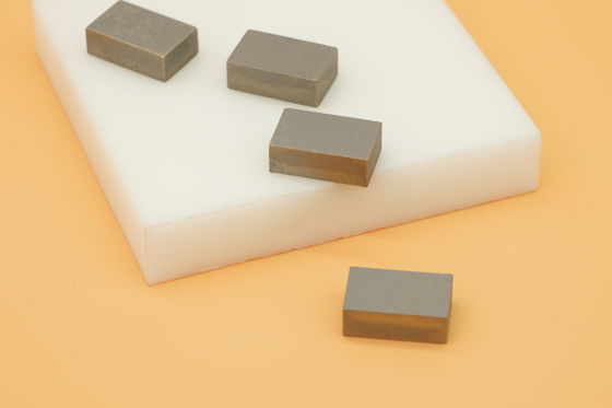 Ségment de diamants de type multicouche pour la découpe du basalte en Indonésie 450 mm 1200 mm 1600 mm
