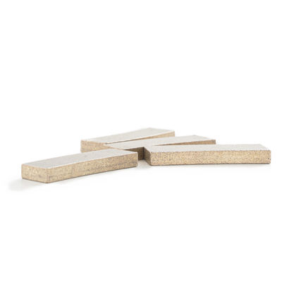 Segments de diamants en forme d'arc pour la scie à pont de 350 mm, 400 mm et 500 mm sur le marché coréen