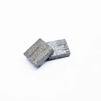 Couche sandwich Segment de grès de pierre de diamant Conseils pour machine à lame unique 1200mm