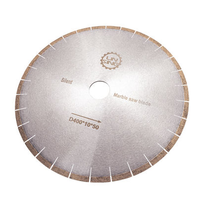 Matériau de base du diamant Lampe de scie de coupe au diamant pour la coupe de marbre sur le marché mondial