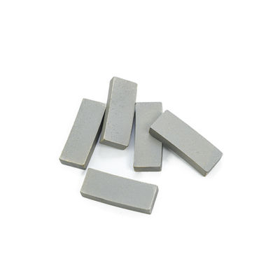 40*7*15MM Segment diamanté pour machine de soudage à lame de scie diamantée à brasage à haute fréquence