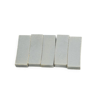 40*7*15MM Segment diamanté pour machine de soudage à lame de scie diamantée à brasage à haute fréquence