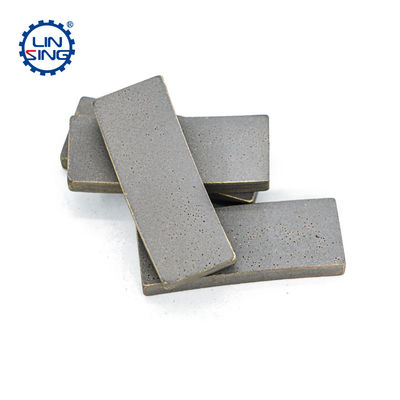 OEM personnalisé D1300MM Diamond Segment Tips avec poudre métallique et poudre de diamant