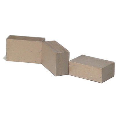 24*9*15mm Segment de diamant pour la coupe de grès dur Segments de diamant garantis