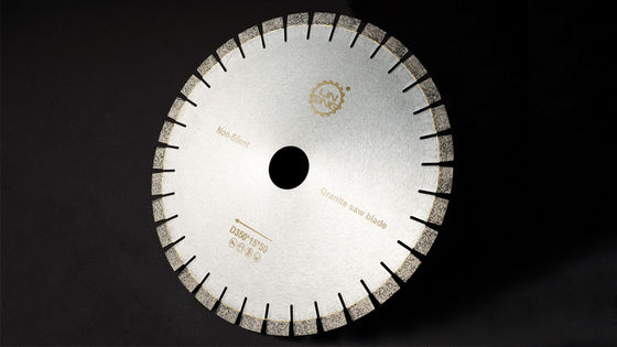 Machine à découper les ponts Lamelles de scie à diamant rapide pour couper du granit et du marbre
