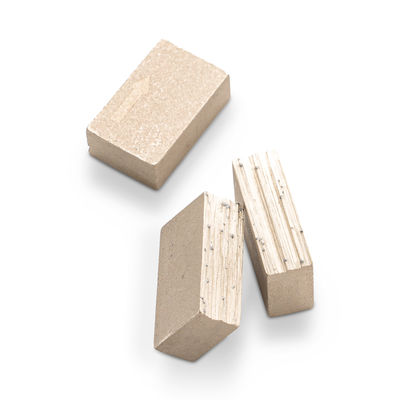 Segments de diamants à haute résistance à l'usure pour la découpe de pierre de marbre dans Gongrete Korea Tool