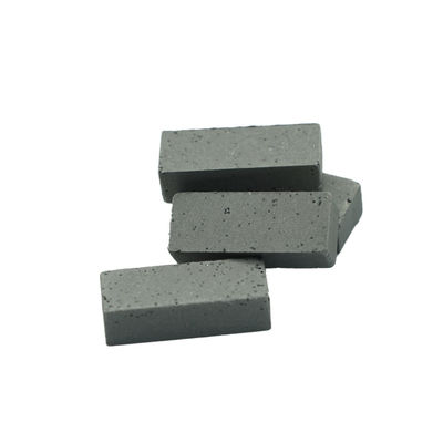 Soutien personnalisé 20*4.8/5.4*8 lame de scie pour couper du granit et du marbre dur