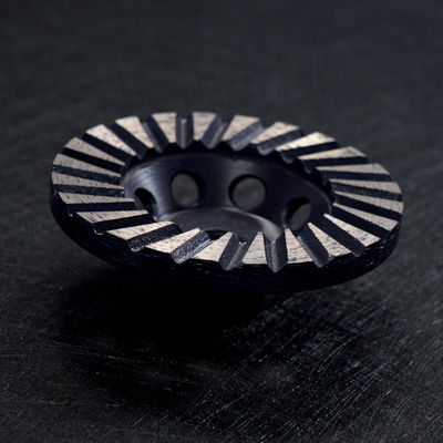 40/50 Grit 4 pouces roues de tasse de meulage de diamants avec agent de liaison métallique