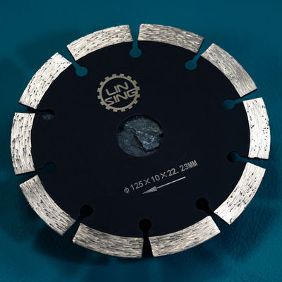Disque de découpe à diamants turbo à maillage X de 180 mm à 230 mm pour la découpe de matériaux durs
